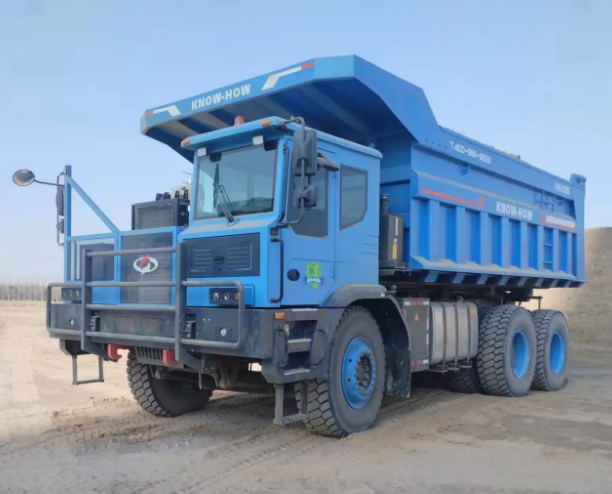 tri axle dump truck